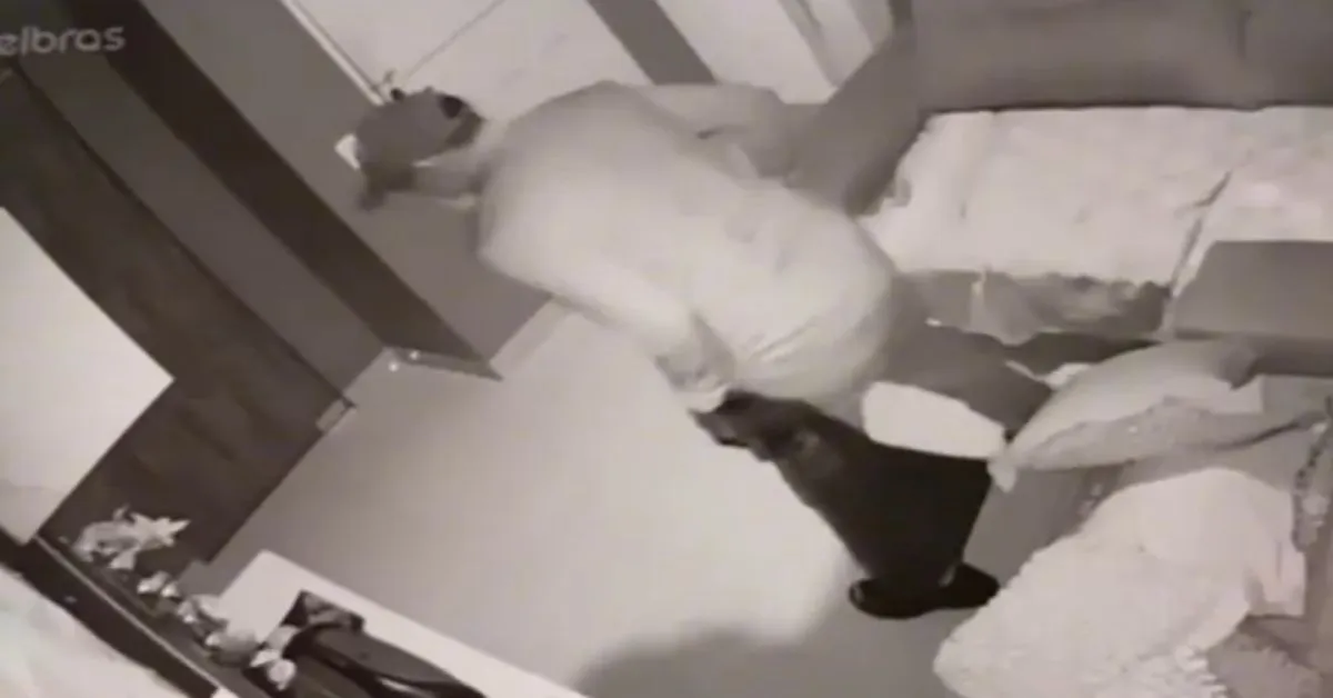 Os suspeitos invadiram a casa, amarraram e ameaçaram as vítimas de morte
