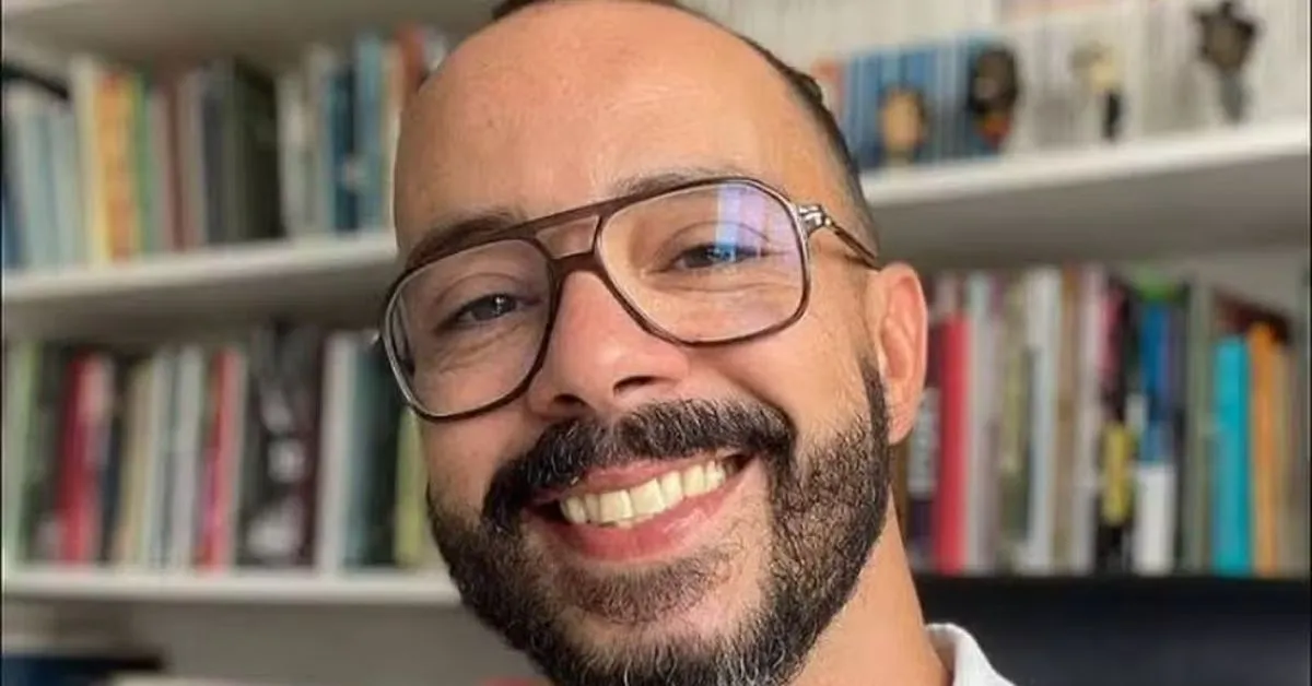 A morte do dramaturgo baiano João Sanches foi confirmado por familiares e amigos.