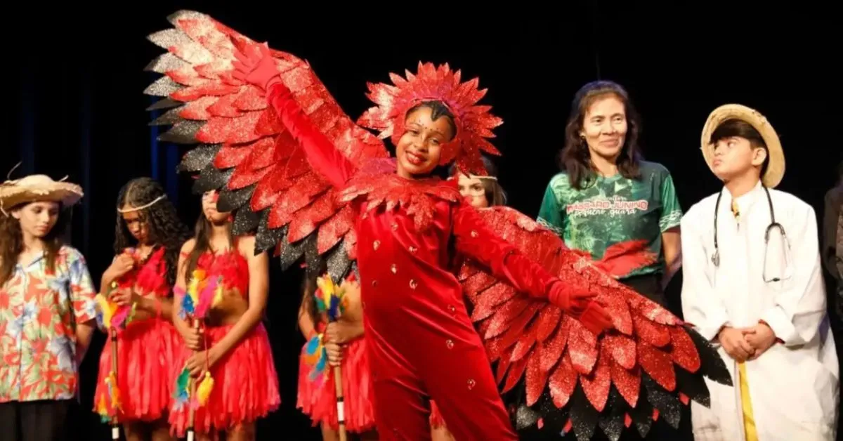 A apresentação de Pássaros Juninos é ima tradição durante este período de festas.