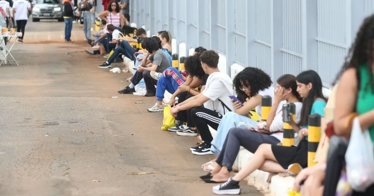 Estudantes devem apresentar documentação que comprove condição alegada.