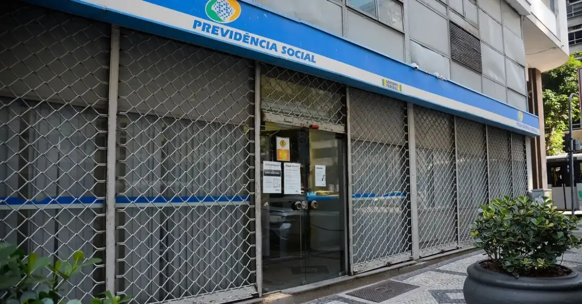 A expectativa é de que uma decisão sobre o pedido emergencial seja anunciada nos próximos meses.