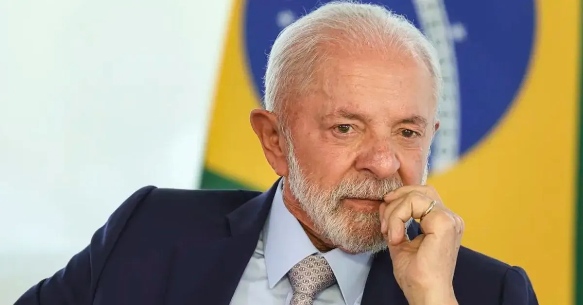 O presidente Lula disse que irá defender os interesses do país diante de sanções comerciais impostas pelos EUA.