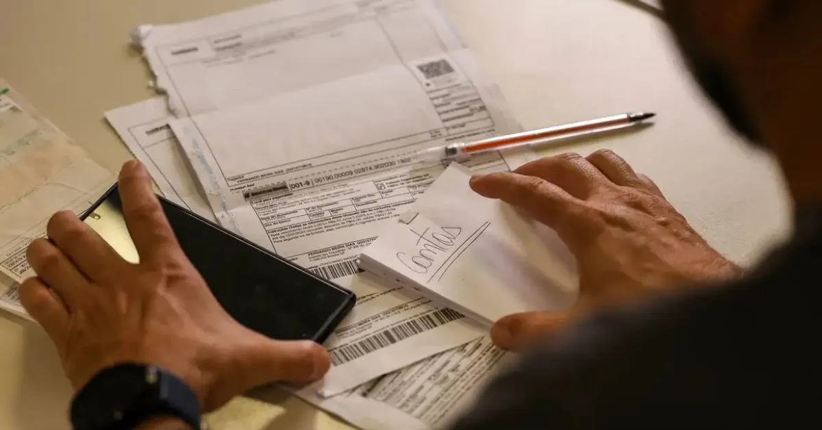 O indicador considera tanto pessoas físicas quanto jurídicas.