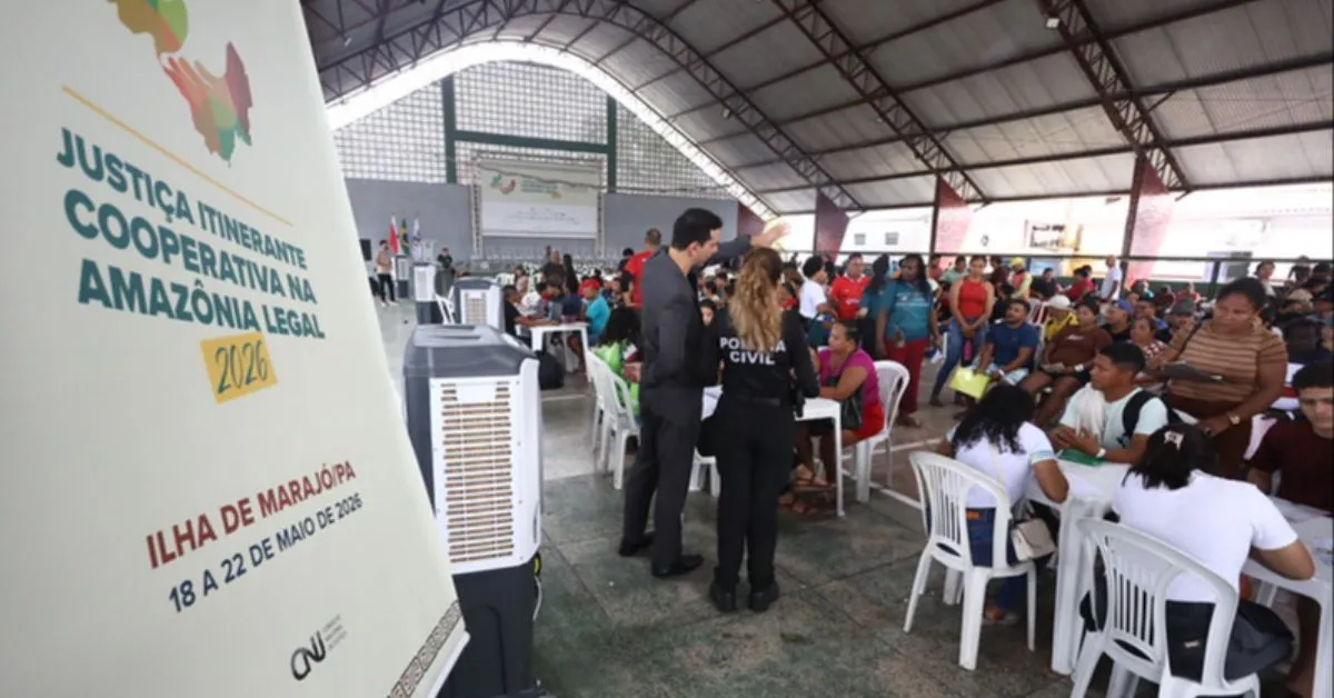 Moradores de Breves e Portel formam filas para atendimentos durante mutirão do CNJ que leva serviços de saúde, justiça e cidadania ao Marajó.