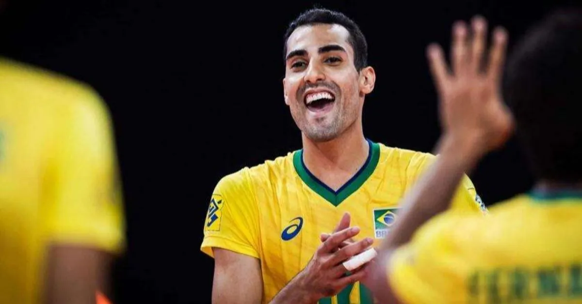 O atleta faz parte do grupo comandado por Bernardinho na temporada 2026/2027, marcando seu retorno à equipe nacional.