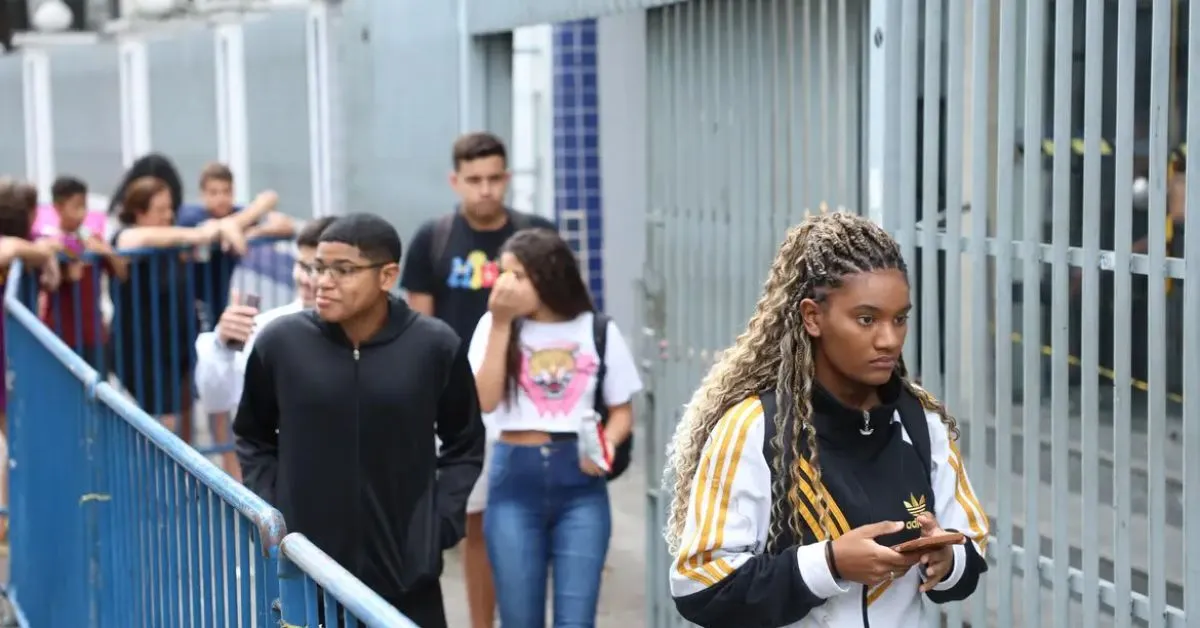 Nesta edição, o programa oferta mais de 471 mil bolsas de estudos parciais e integrais, em 380 cursos de 879 instituições privadas de ensino superior, no segundo semestre de 2026.