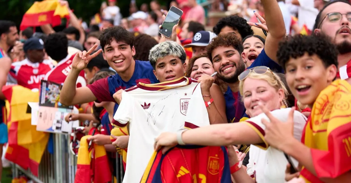 Imagem ilustrativa da notícia: Espanha bate Portugal de Cristiano Ronaldo e avança na Copa
