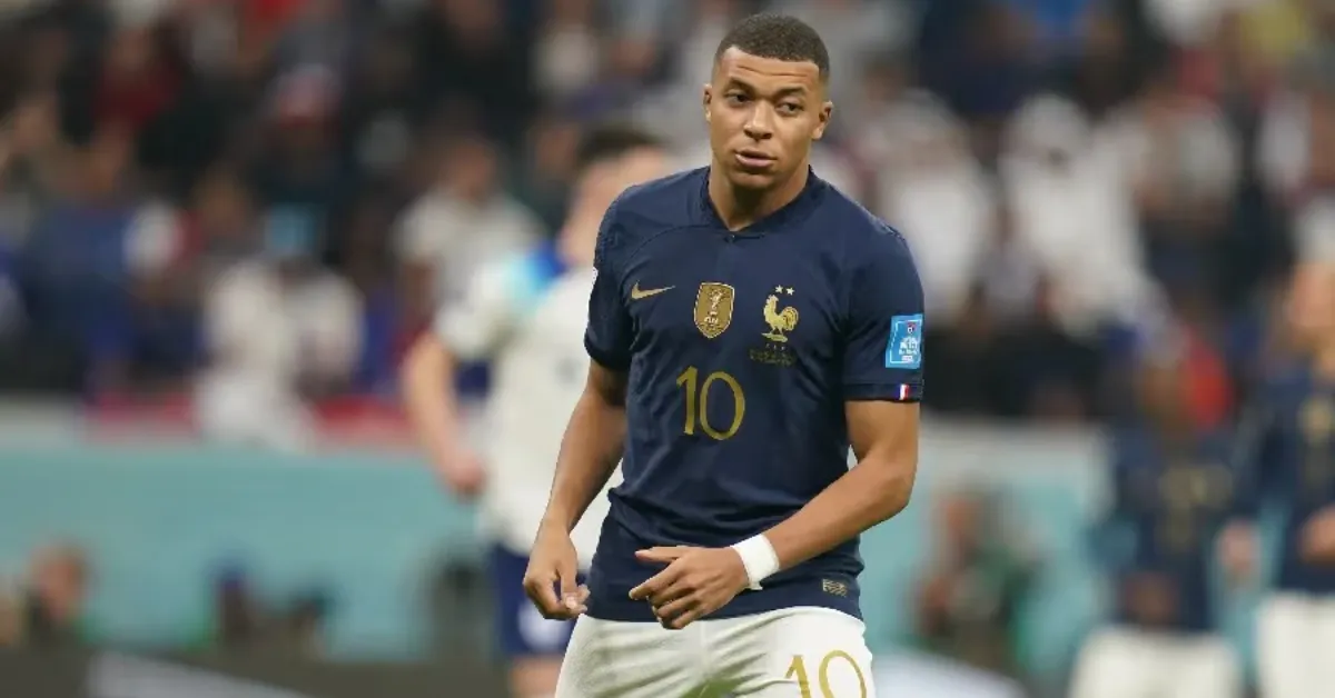 Kylian Mbappé começou a Copa do Mundo de 2026 quebrando recordes e agora está a três gols de se tornar o maior artilheiro da história dos Mundiais.