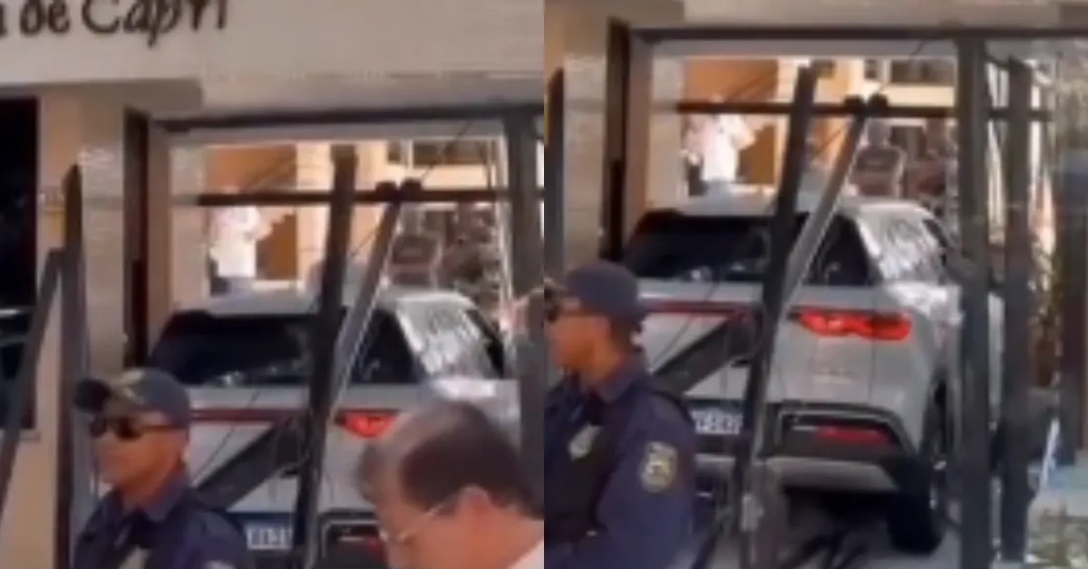 Idosa que dirigia carro de passeio ficou presa nas ferragens.