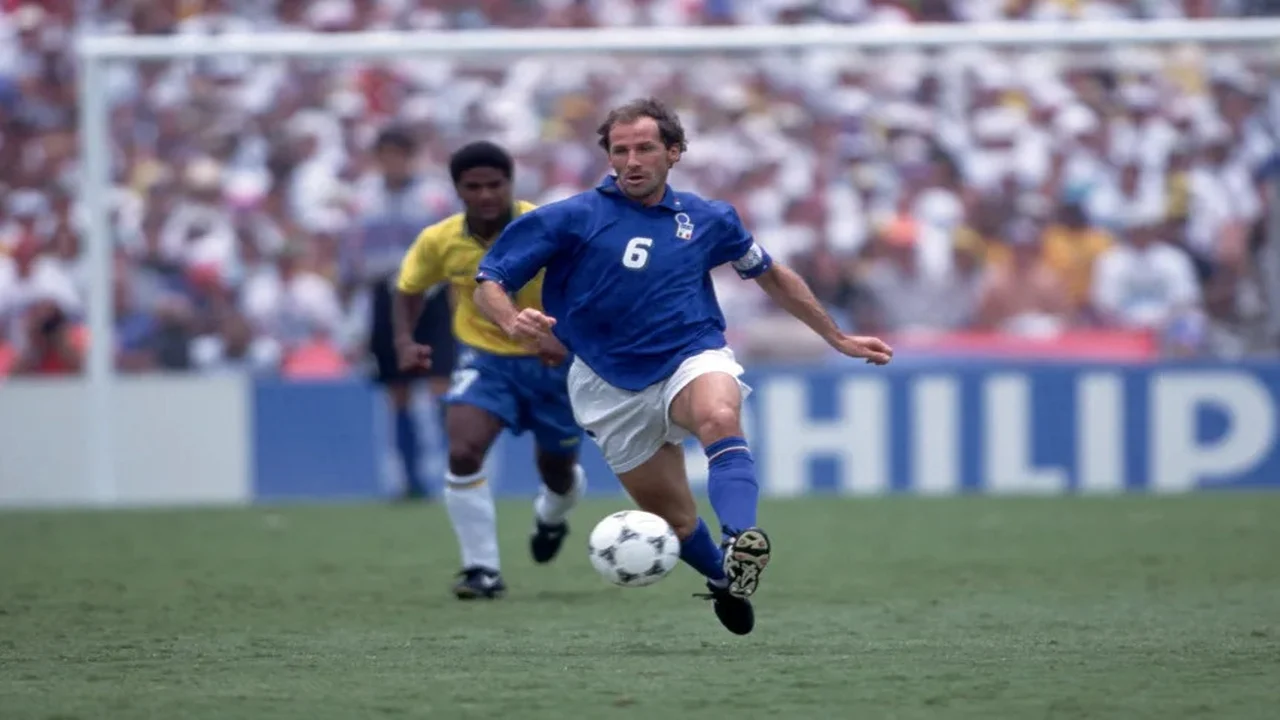 Franco Baresi atuando na final da Copa do Mundo de 1994 contra o Brasil