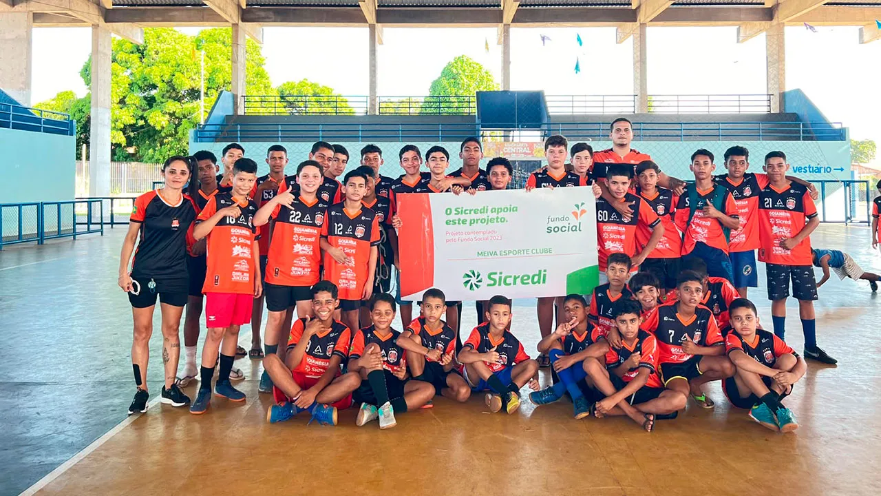 Registros históricos de torneios estaduais e regionais da AMEC destacam o protagonismo do futsal de base na formação dos atletas locais.