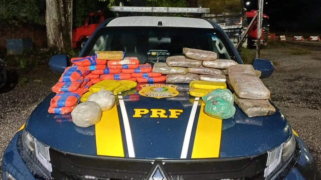 Polícia Rodoviária Federal captura 41 quilos de drogas na BR-316, com envolvimento de suspeito detido por tráfico anteriormente.