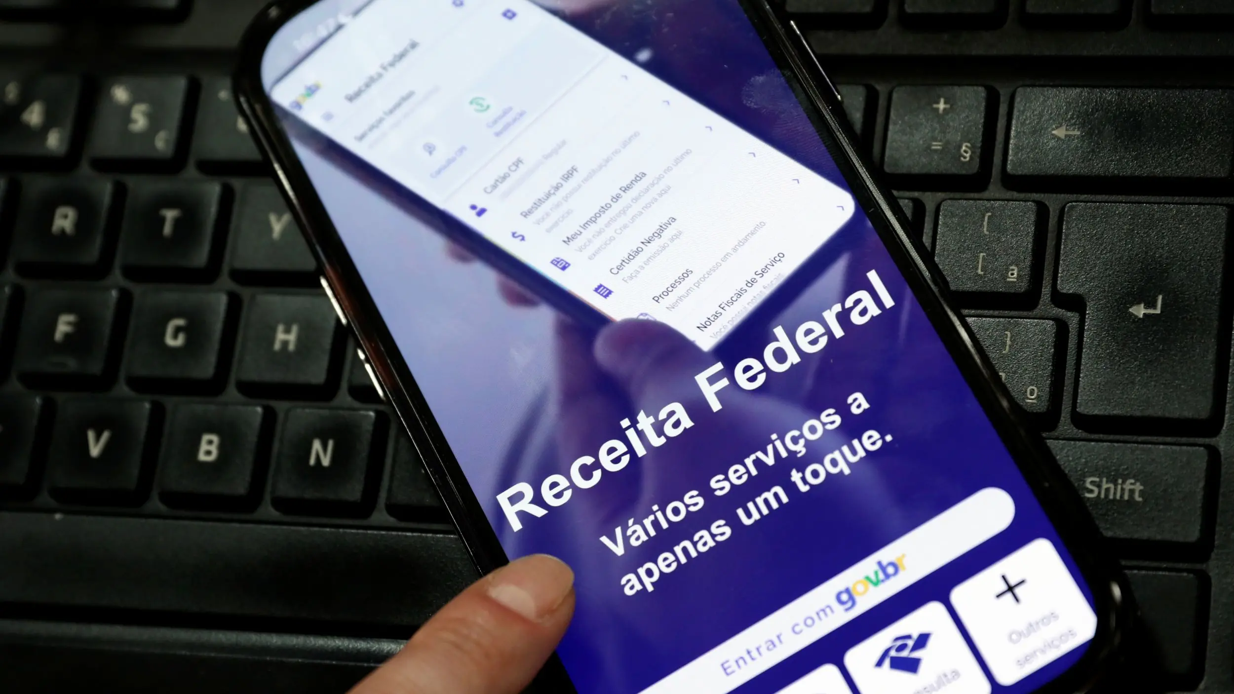 Receita abre consulta ao 1° lote da restituição do Imposto de Renda.