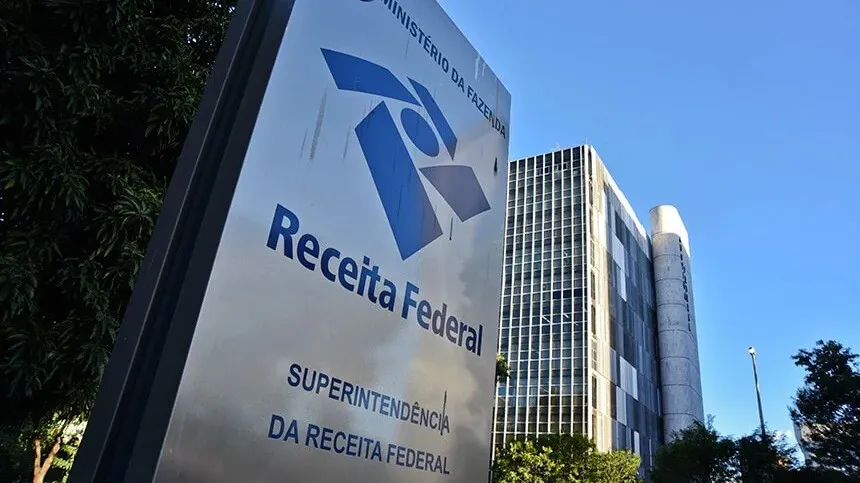 Saiba tudo sobre o novo concurso da Receita Federal, com 146 vagas disponíveis para auditor-fiscal e analista tributário.