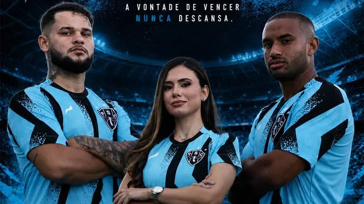 Paysandu apresenta terceiro uniforme para a temporada