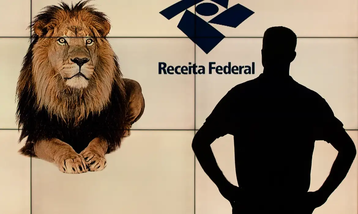 A expectativa é que a restituição do Imposto de Renda beneficie cerca de 4 milhões de pessoas.