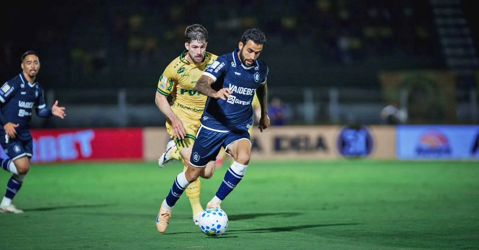 Leão Azul caiu diante do Leão Capira