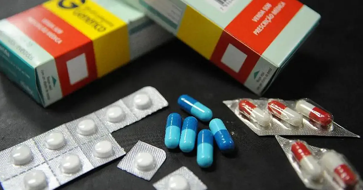 a medida faz parte do novo marco regulatório de precificação de medicamentos da Câmara de Regulação do Mercado de Medicamentos.