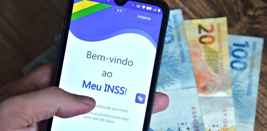 Para quem ganha acima desse valor, os depósitos começam em 1º de junho