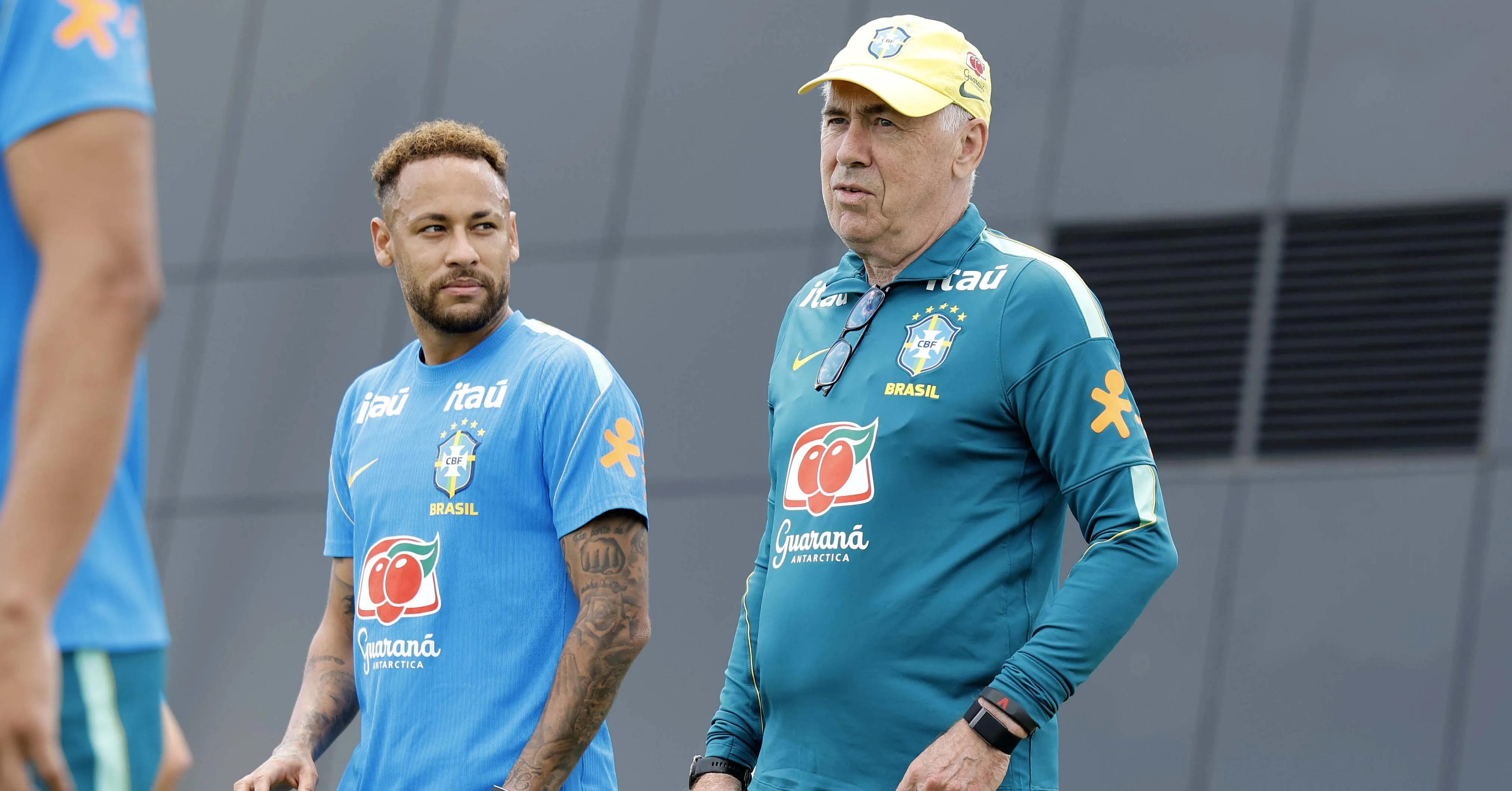 Neymar já vai estar preparado fisicamente para o mata-mata e deve fazer o primeiro jogo contra a Escócia, muito provavelmente entrando no fim do jogo