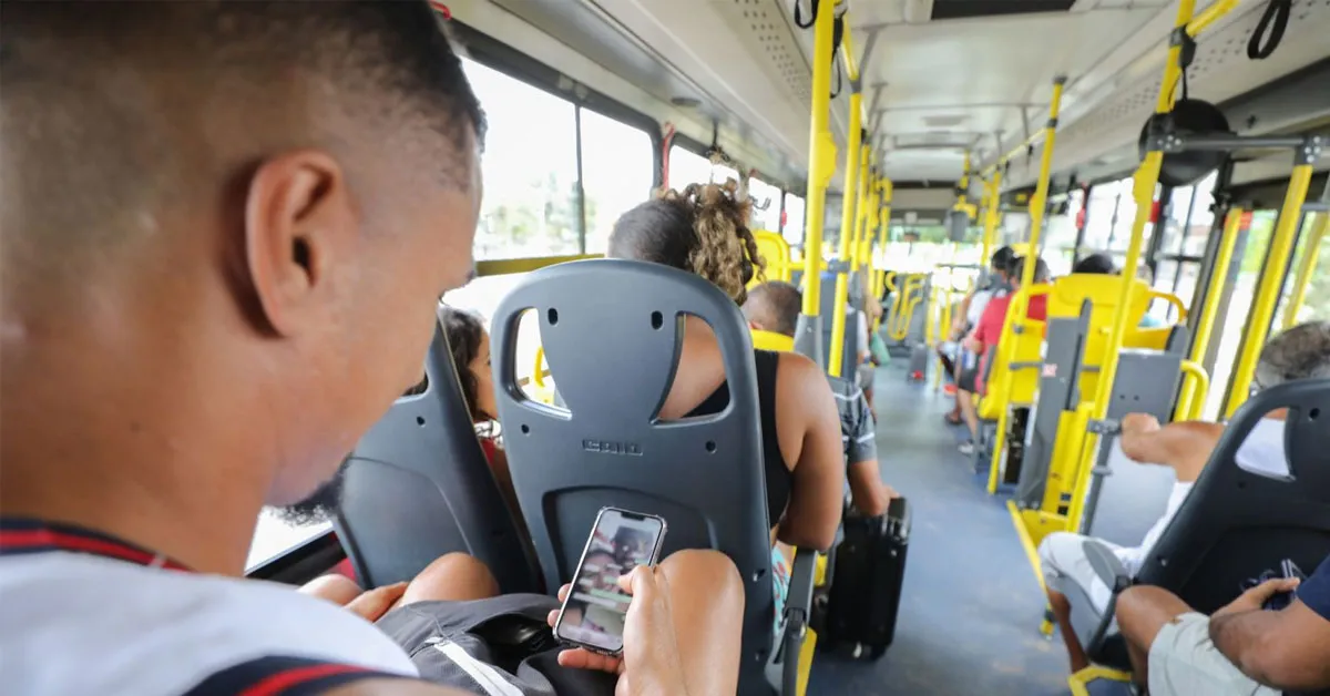 50 coletivos a mais serão disponibilizados ao longo dos quatro dias de feriado prolongado.