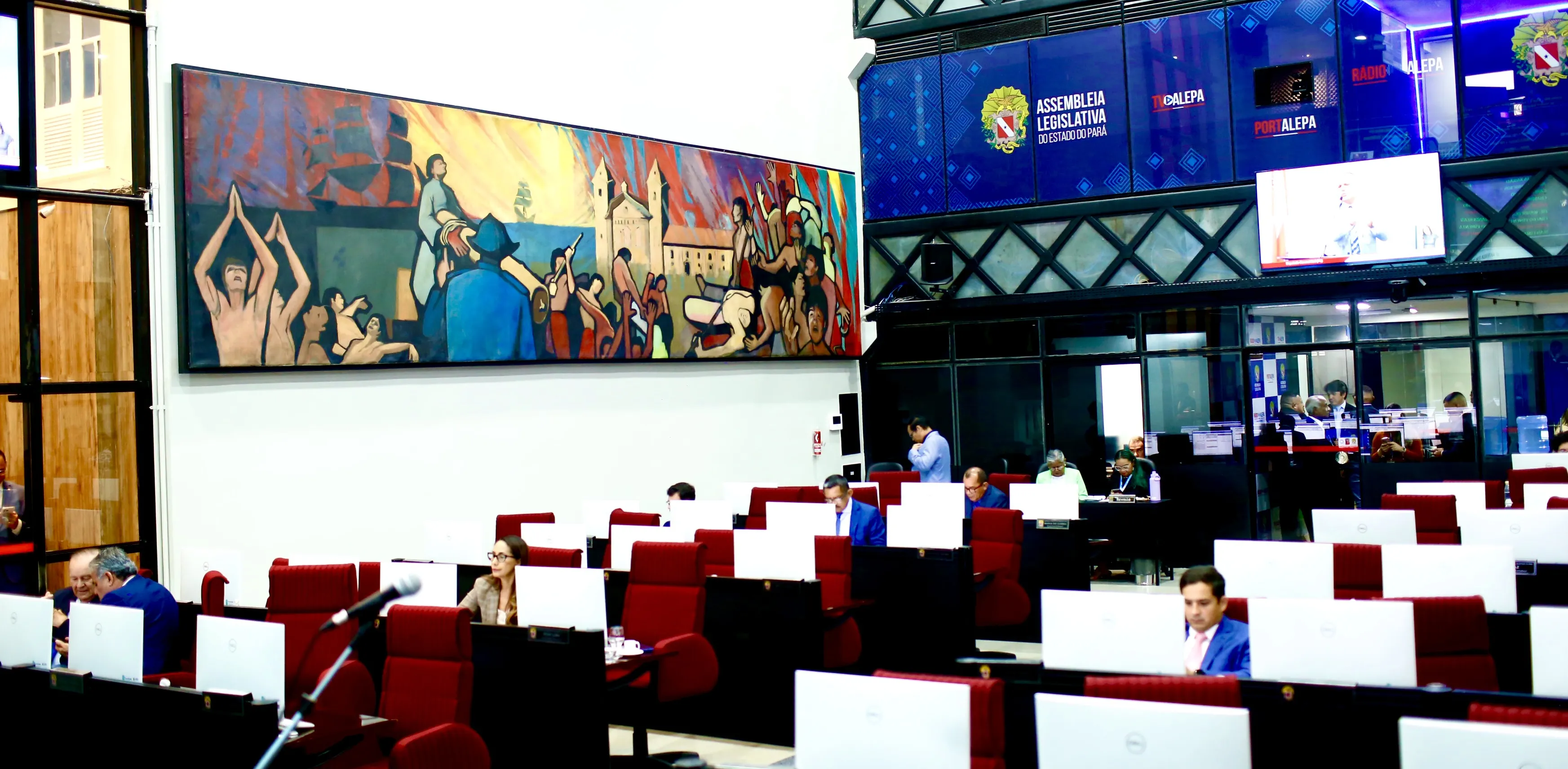 A Assembleia Legislativa do Pará aprovou, na manhã desta terça-feira (26), o Projeto de Lei que obriga agressores de mulheres a pagar pelas tornozeleiras eletrônicas