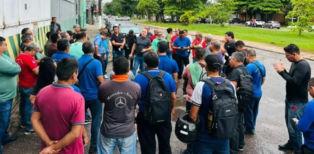 De acordo com os trabalhadores, a paralisação ocorre após a ausência de acordo com os empresários do setor