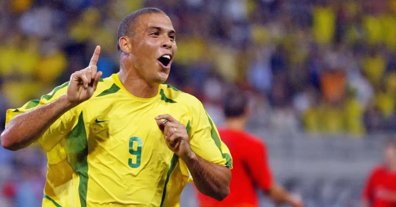 Ronaldo Fenômeno é o maior artilheiro do Brasil em Copas do Mundo com 15 gols