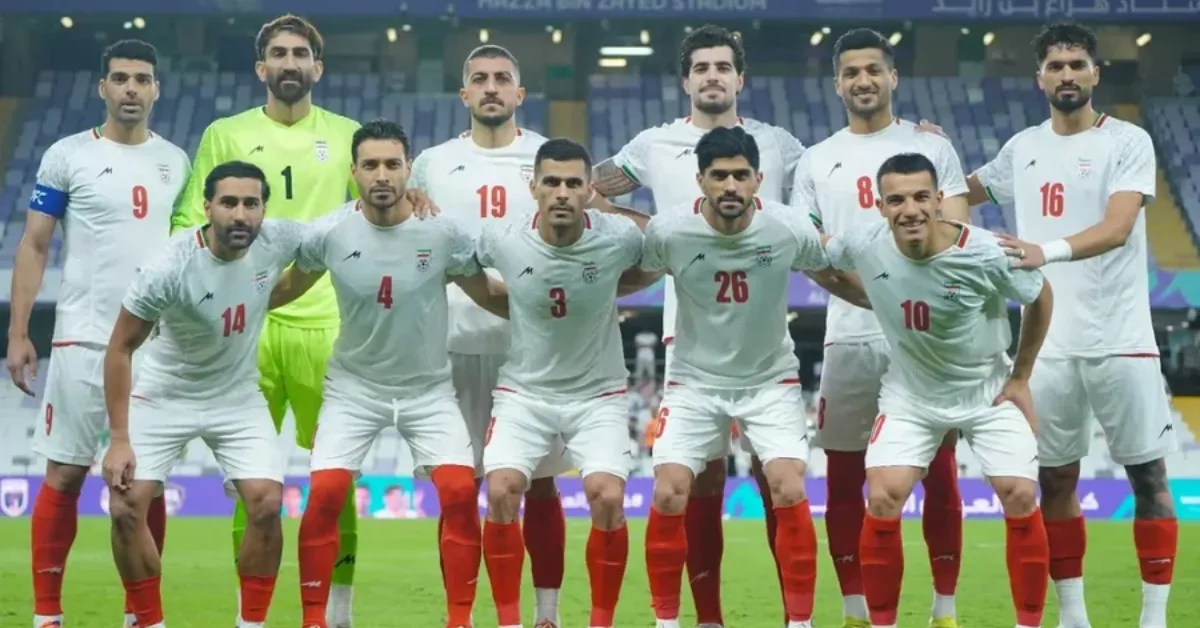 Sob tensão diplomática e após semanas de incerteza sobre os vistos, os jogadores da seleção do Irã tiveram a participação confirmada na Copa do Mundo de 2026.