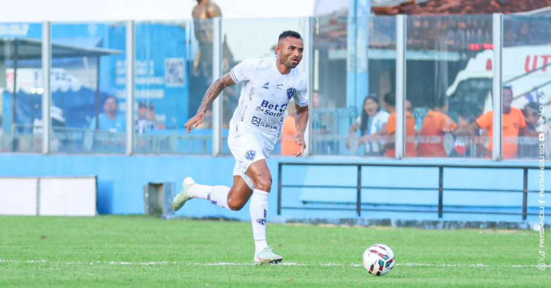 Luciano Taboca entrou com muita agressividade pelo lado esquerdo e pisando na área, principalmente nas bolas paradas, quando marcou o gol