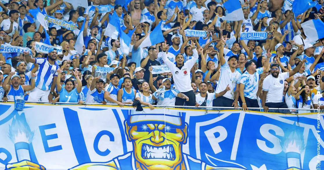Fiel fez a festa e o Papão saiu na frente da decisão