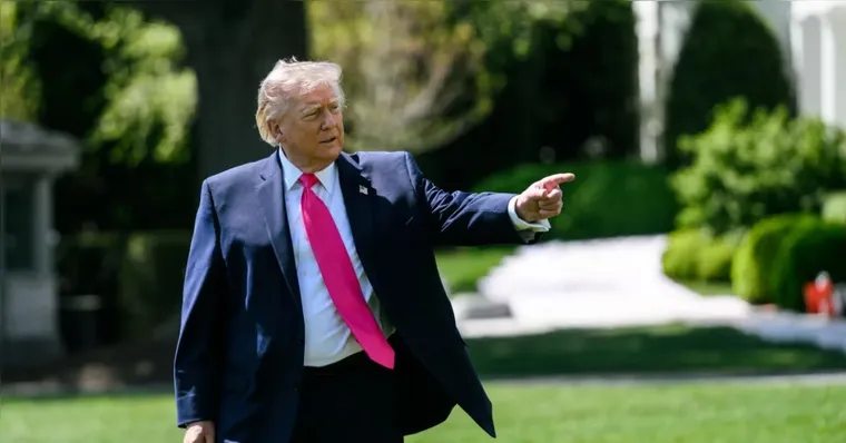 Imagem ilustrativa da notícia: Trump anuncia avanço em acordo com Irã e fala em reabrir Estreiro de Ormuz