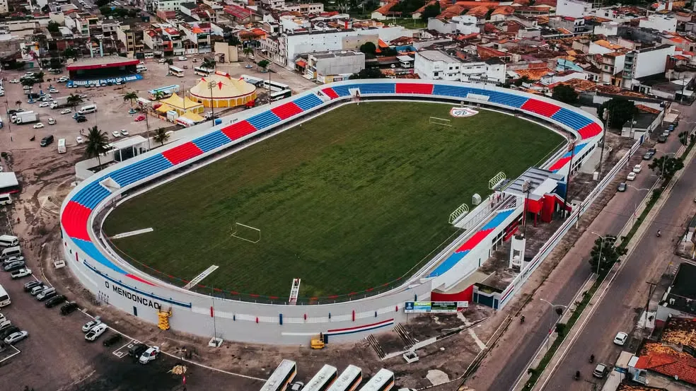 Itabaiana e Paysandu se enfrentam na Série C. Acompanhe o jogo, que terá transmissão ao vivo pela RBATV, em TV aberta.