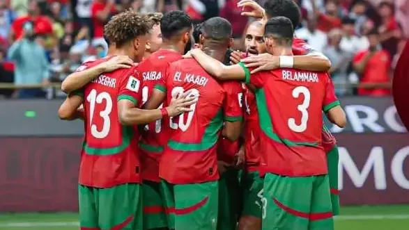 Marrocos supera a Holanda nos pênaltis e avança nas oitavas da Copa do Mundo.