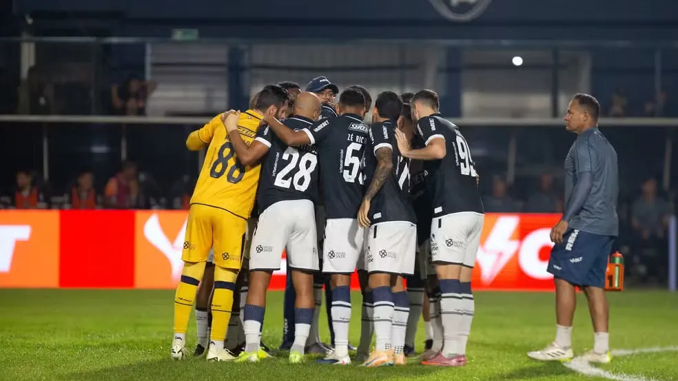 Os bastidores do Remo fervem enquanto 11 jogadores já têm o futuro definido.