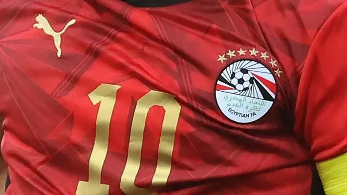 Seleção do Egito passa por mudanças no uniforme antes da Copa do Mundo de 2026.
