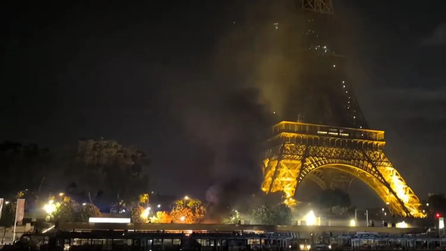 Paris registra confrontos, saques e carros incendiados após título do PSG