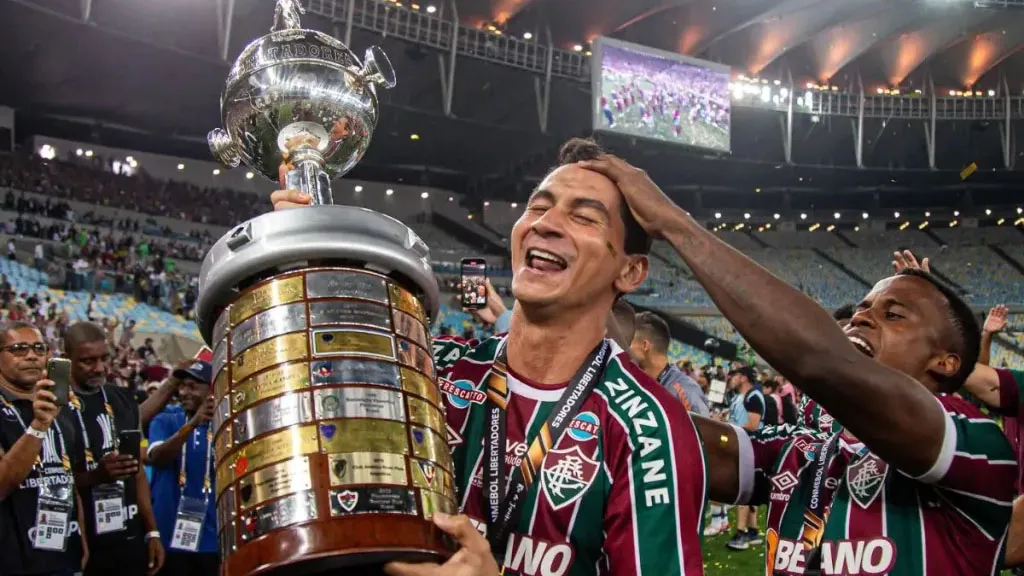 O meia Paulo Henrique Ganso pode estar vivendo os últimos momentos com a camisa do Fluminense.