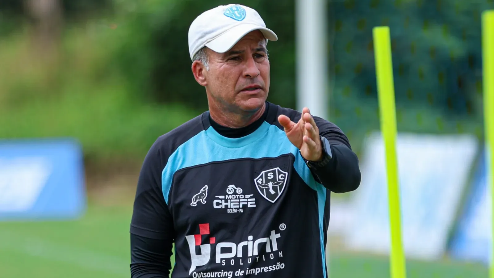 Léo Cupertino revela os segredos da preparação dos atletas do Paysandu e o impacto da torcida.