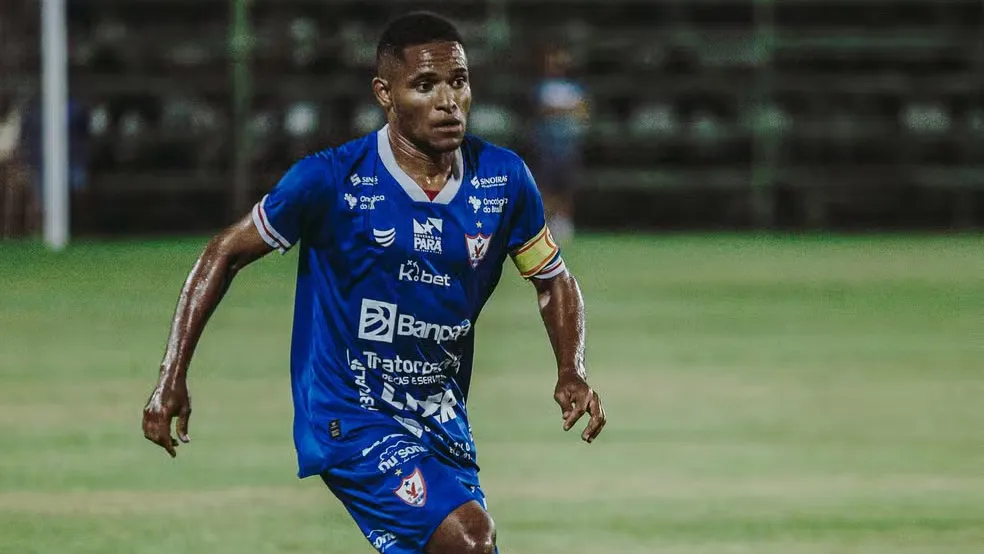 O Paysandu busca reforçar a lateral direita