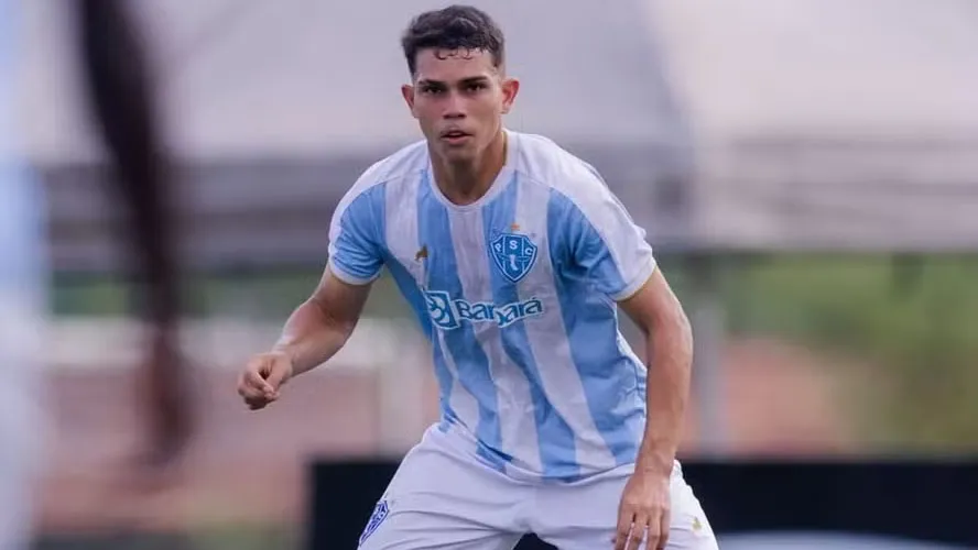 Pedro Henrique se destaca no Paysandu, mas enfrenta um desafio: 12 cartões em 19 jogos.