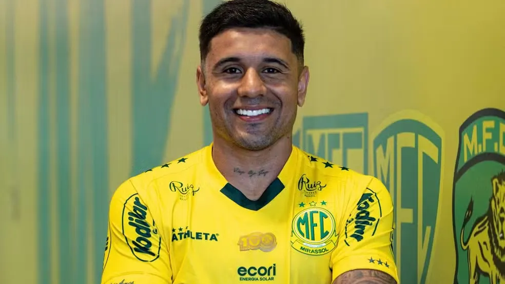 Clube do Remo monitora o mercado e demonstra interesse na contratação do atacante paraguaio Antonio Galeano.