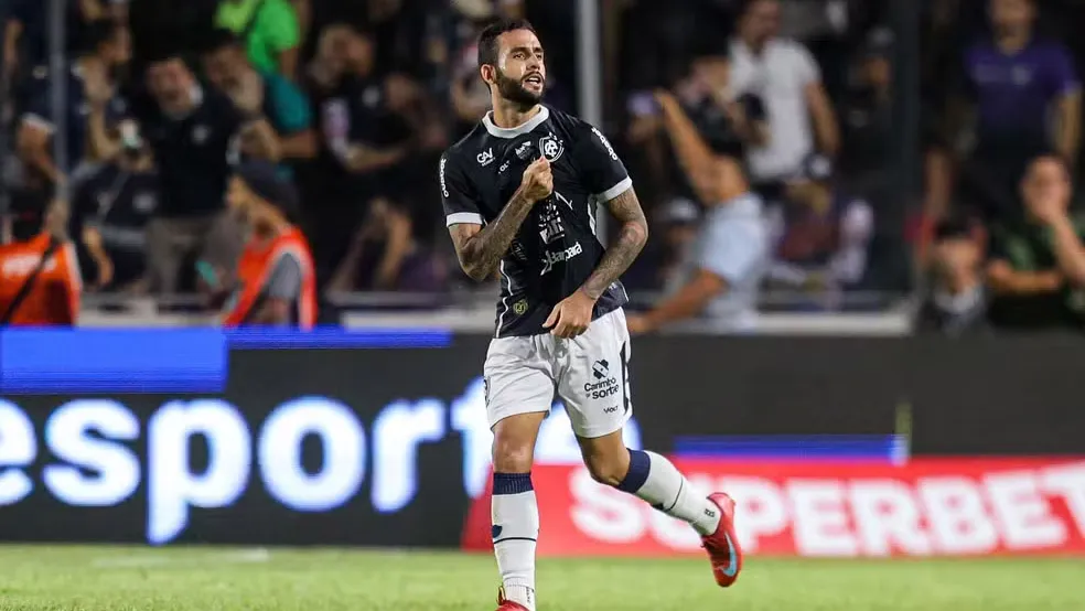 Segundo informações de bastidores, o Remo elevou a pedida para negociar Marcelinho.