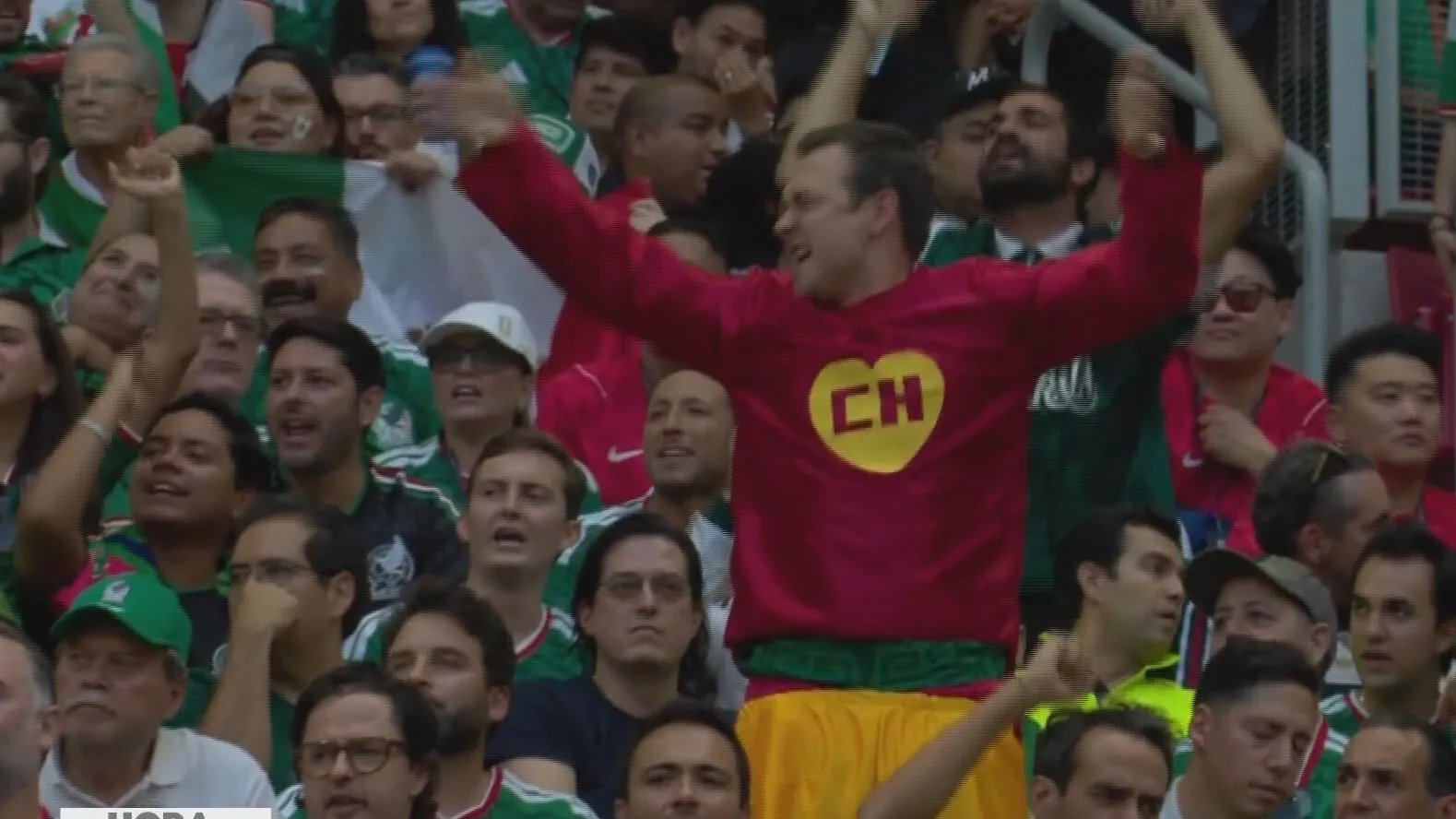 Torcida do México festeja a classificação antecipada na Copa do Mundo 2026.