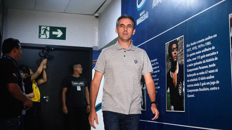 Clube do Remo brilha na Copa do Brasil com o técnico Léo Condé