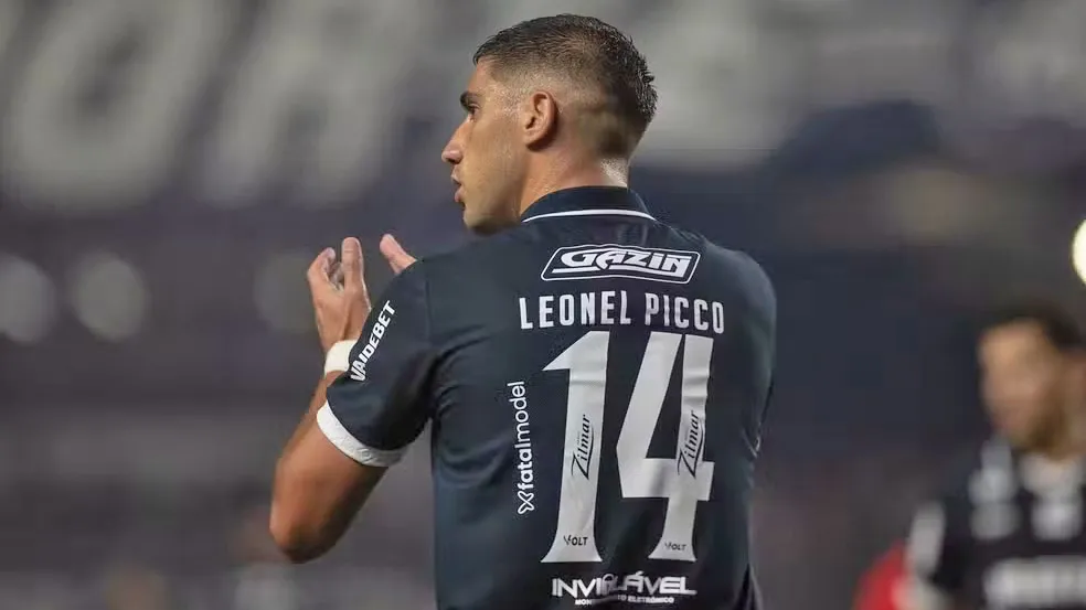 Picco utilizou as redes sociais para celebrar a vitória histórica da seleção de seu país sobre o Egito.