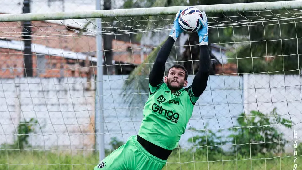 O goleiro Gabriel Mesquita completará 50 jogos com a camisa do Paysandu