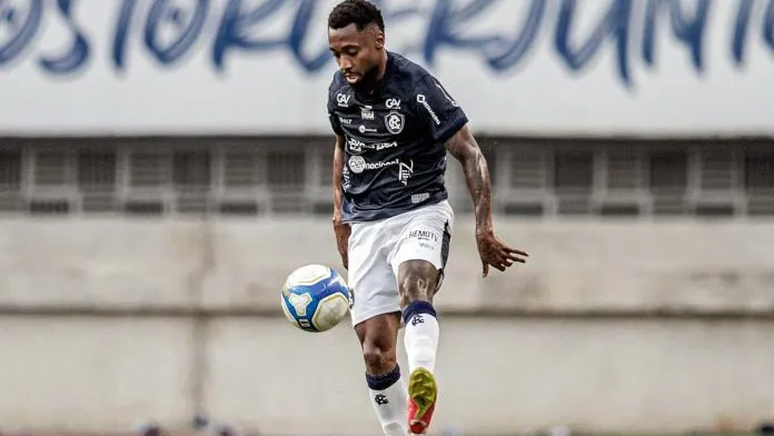 Sávio pode se juntar à Tuna Luso Brasileira.