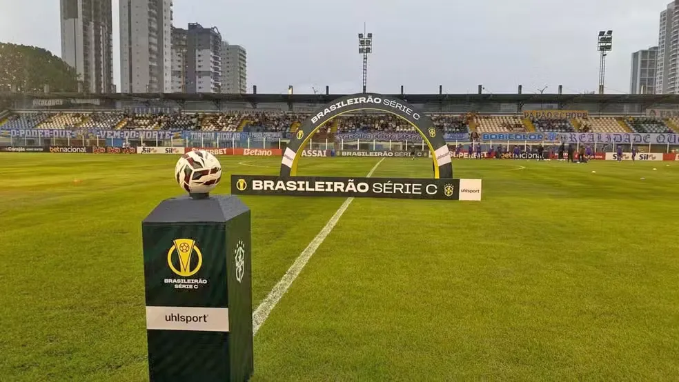 Imagem ilustrativa da notícia: Paysandu x Guarani ao vivo na RBATV: veja as escalações e detalhes