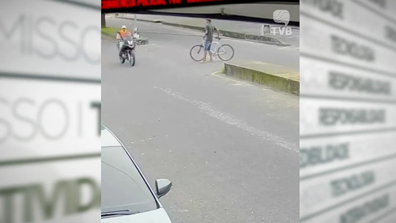 Testemunhas que estavam no local prestaram os primeiros socorros à vítima.